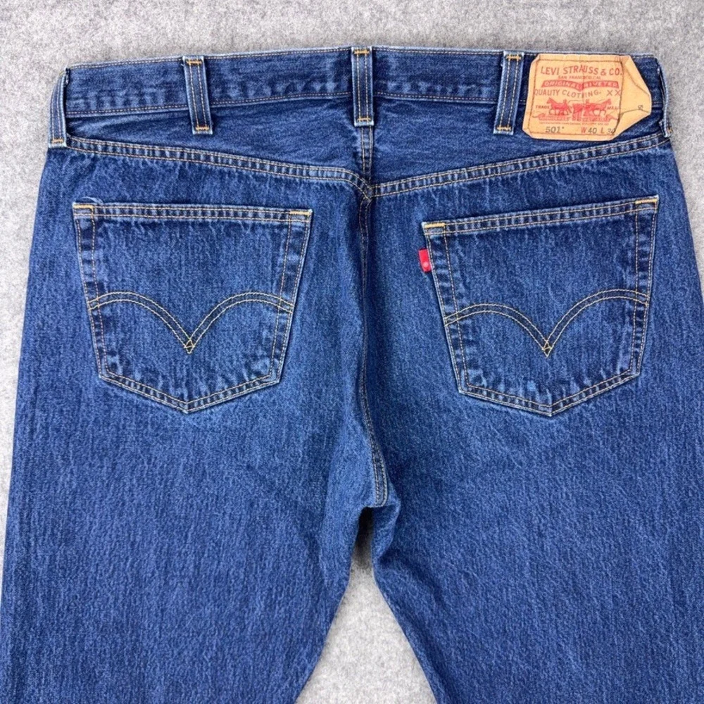 VTG Levi's Jeans Men 40x30 Blue 501 Original Straight Leg Button Fly Denim Pants